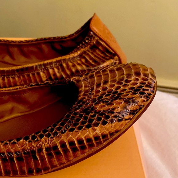 Tory Burch Python Snake Logo Flats - Picture 13 of 16